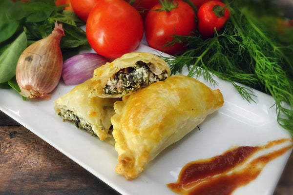 GREEK FETA EMPANADAS EMPANADAS GRIEGAS FETA AND SPINACH